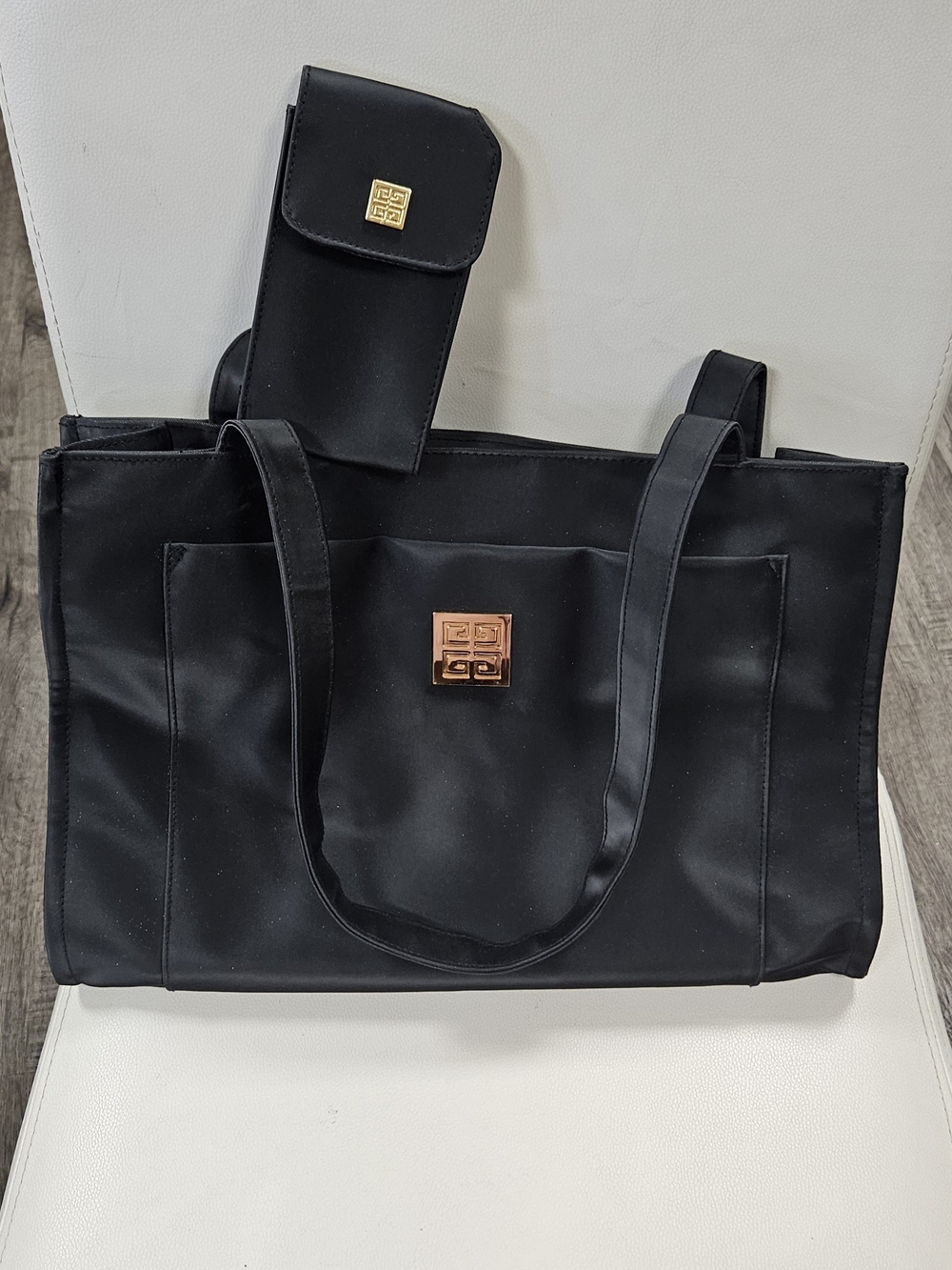 Givency Travel Tote Bag with Gold Accent ,comes w/ Matching Sunglass Case, NWOT
